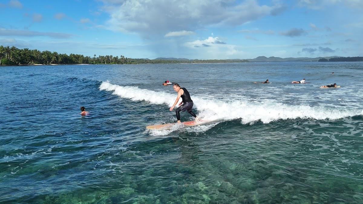 Siargao Surf Fun - Wawe Forcadilla
